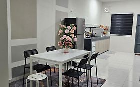 Teluk Intan Landed Luxury Homestay 3Bedroom